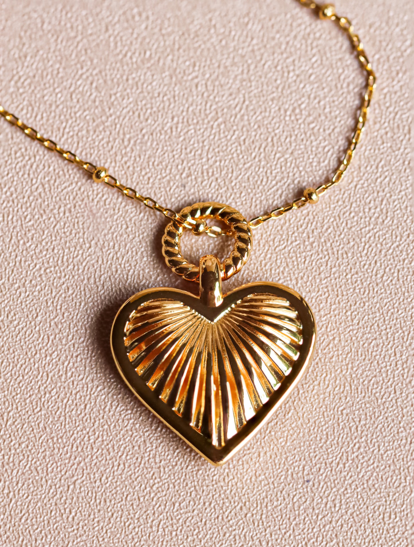 Shiny Heart Necklace