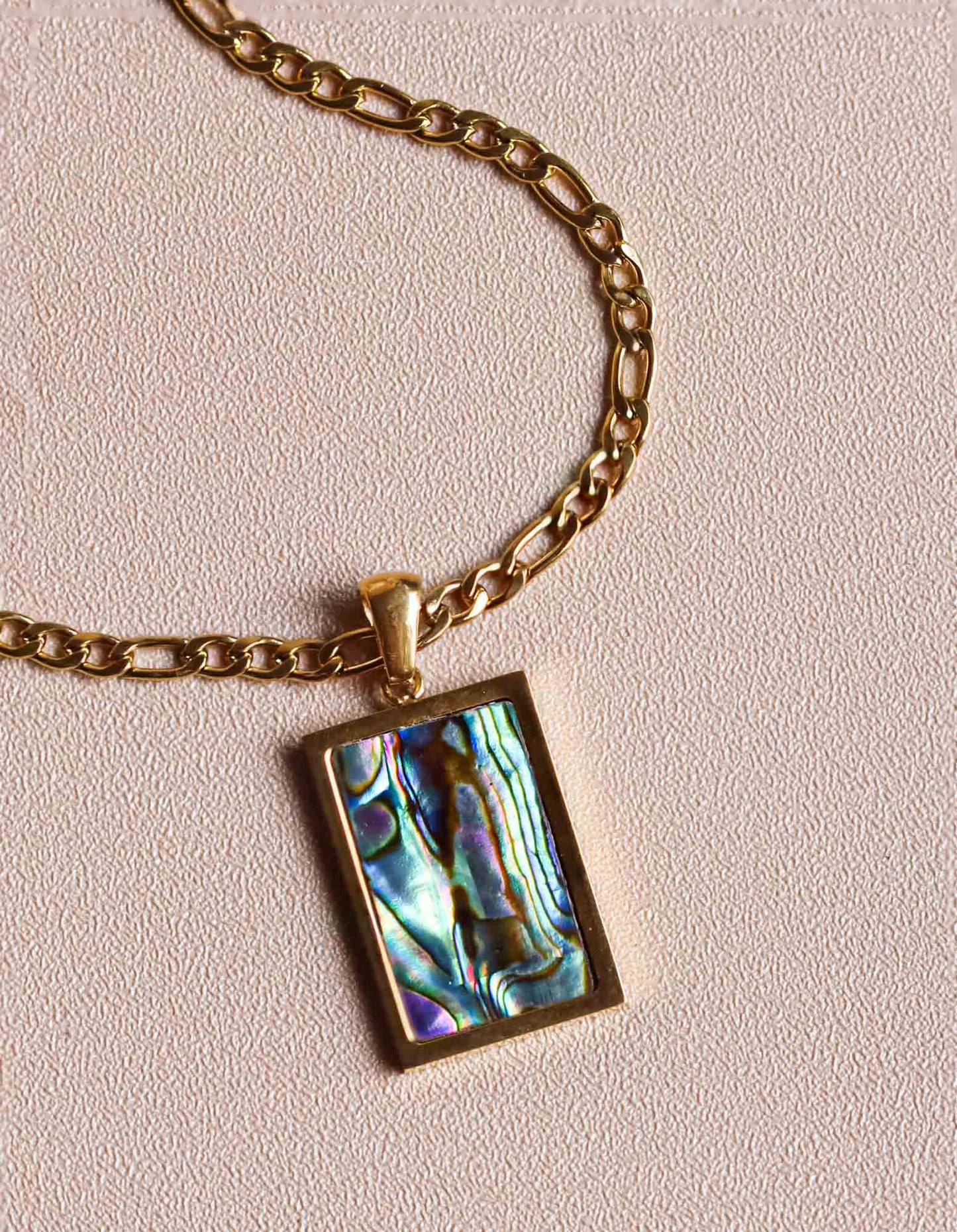 Abalone Pendant Dark Glow Necklace