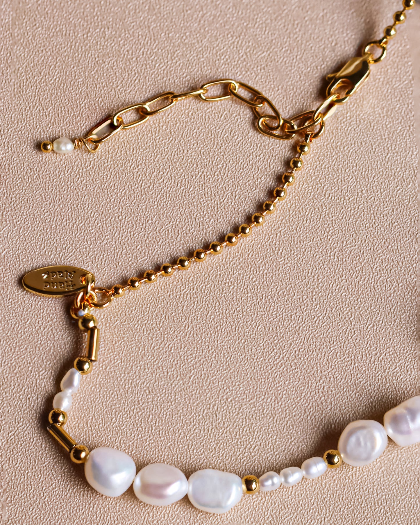 Pearly Beads Necklace