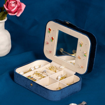 Medium Rectangle Velvet Jewelry Storage Box Ring Holder | Traveller