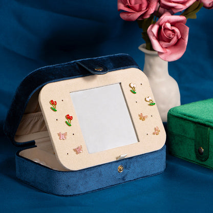 Medium Rectangle Velvet Jewelry Storage Box Ring Holder | Traveller