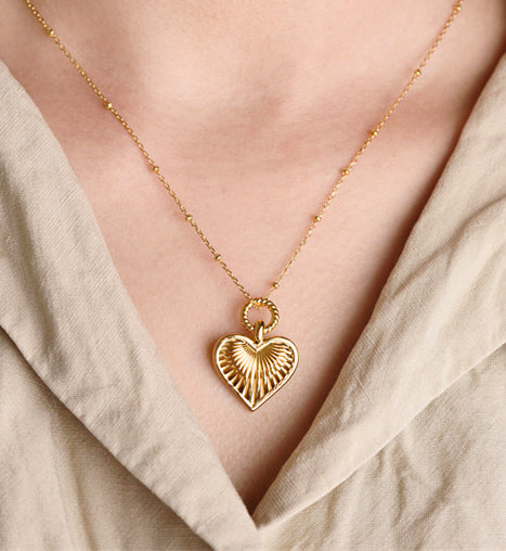 Shiny Heart Necklace