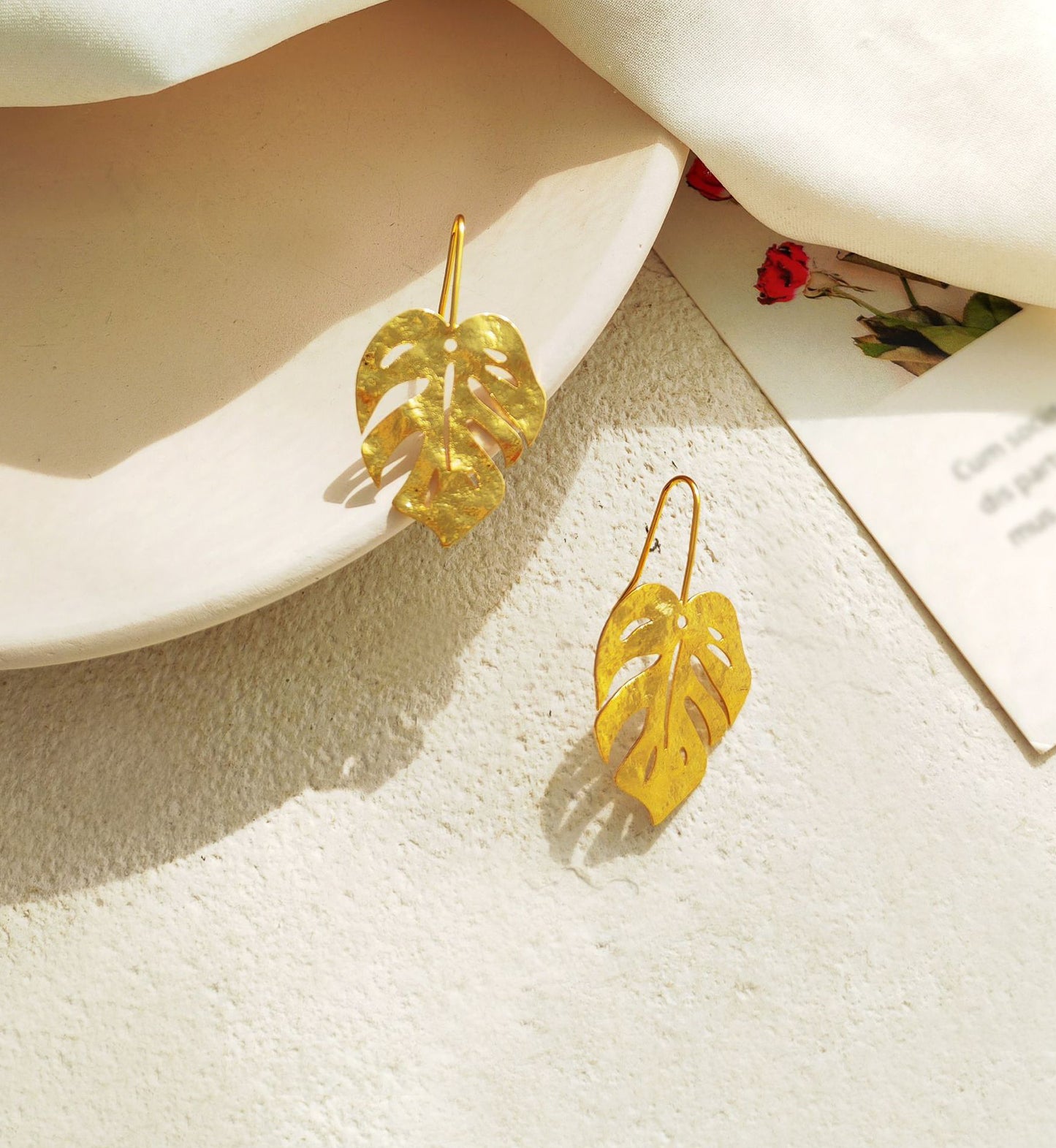 Tropical Leaf Medium Hoops