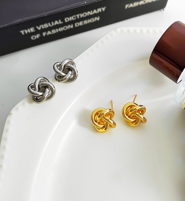 Knotted Small Studs